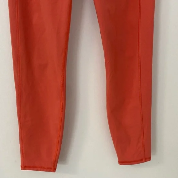 Vuori Studio Pocket Legging Grapefruit - Picture 5 of 14